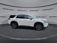 This used 2024 Nissan Pathfinder SL 4WD is a smart choice for family travel, daily driving, and week... (image 8)
