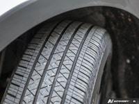 * Real Time AWD and a 4-mode drive system (normal, eco, sport, snow) * Perforated leather-trimmed se... (image 9)