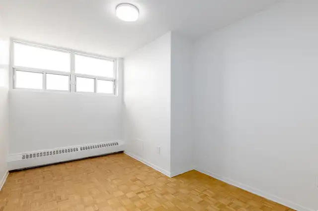1 Bedroom Apartment for Rent - 30 High Street East in Long Term Rentals in Mississauga / Peel Region - Image 12