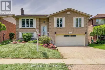 LOWER - 750 GRIFFITH STREET Oshawa (Northglen), Ontario