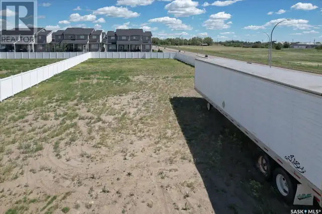 2 Loewen COURT Warman, Saskatchewan628637900764191215