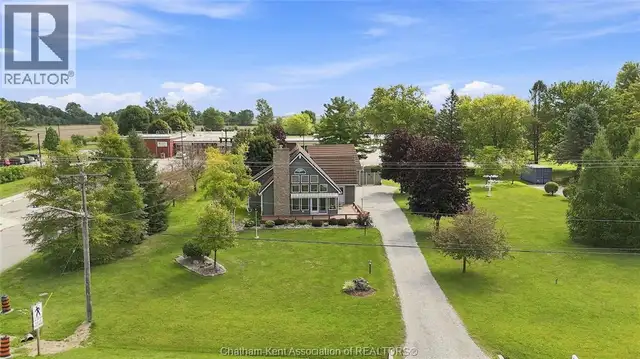 3932 St Clair PARKWAY Port Lambton, Ontario in Houses for Sale in Chatham-Kent - Image 33