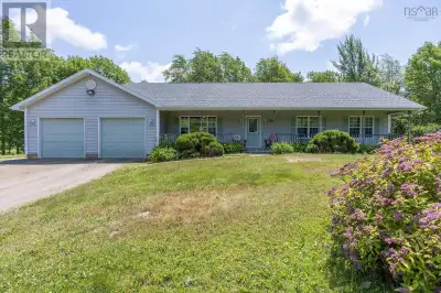 Welcome to this spacious rancher on slab with in floor heat and located on a 5 acre lot in Gaspereau...