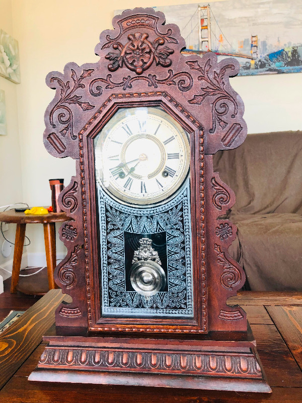 Antique wind clock in Arts & Collectibles in Nanaimo