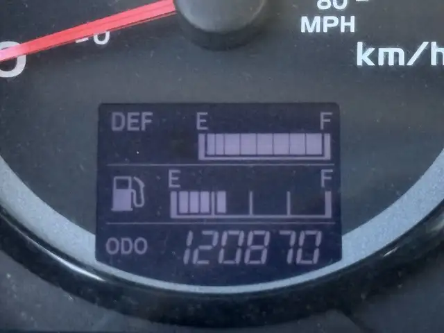 2015 Hino 358 22 Foot Dump Flatdeck with Amco Veba Crane and Air in Heavy Trucks in Regina - Image 48