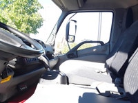 Ryder Stock ID: 390258 Transmission Type/Speed: AUTO 6 Engine: DIESEL J05ETP'10 210/2500 Horse Power... (image 9)