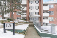 126 BELL FARM Road Unit# 303 Barrie, Ontario