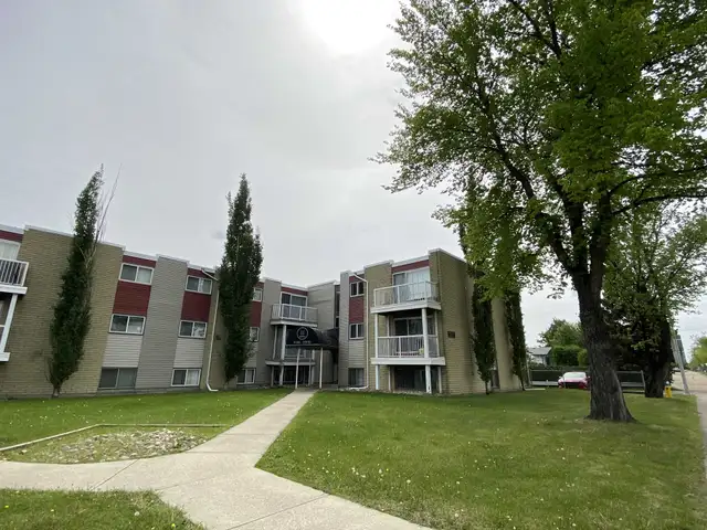 Inglewood Apartment For Rent | King's Court Apartments in Long Term Rentals in Edmonton - Image 15