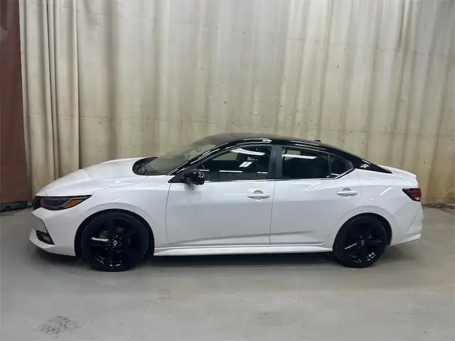 2022 Nissan Sentra SR - Sunroof - Remote Start65353357504259121