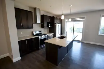Desrochers 3 Bed 2.5 Bath Double Garage SW Edmonton For Rent