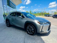 This 2019 Lexus UX250h Luxury stands out from the crowd with convention-shattering design. The bold... (image 3)