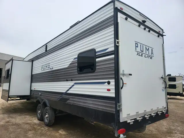 2024 Palomino PUMA 29 TH in Travel Trailers & Campers in St. Albert - Image 5