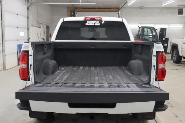 2018 GMC Sierra 1500 SLE in Cars & Trucks in Saskatoon - Image 9