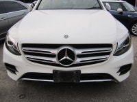 PREMIUM AMG PACKAGE. FINISHED IN WHITE WITH BLACK INTERIOR. AMG ALLOY WHEELS WITH NEW TIRES, PANORAM... (image 4)