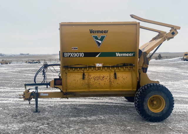 2019 Vermeer BPX9010 Bale Processor in Farming Equipment in Moose Jaw
