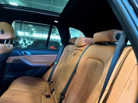 **MONTH-END SPECIAL!** FEATURING : XDRIVE AWD, TWINPOWER TURBO, HEADS UP DISPLAY, MULTICOLOUR AMBIEN... (image 9)
