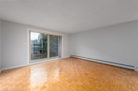Virtual Open House: Schedule a video tour or make an appointment for in person viewing. Call now! 23... (image 1)