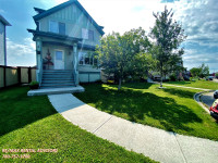 GREAT 3 BED, 2.5 BATH, 2 STOREY SF HOME FINISHED BSMT & DBL DETA