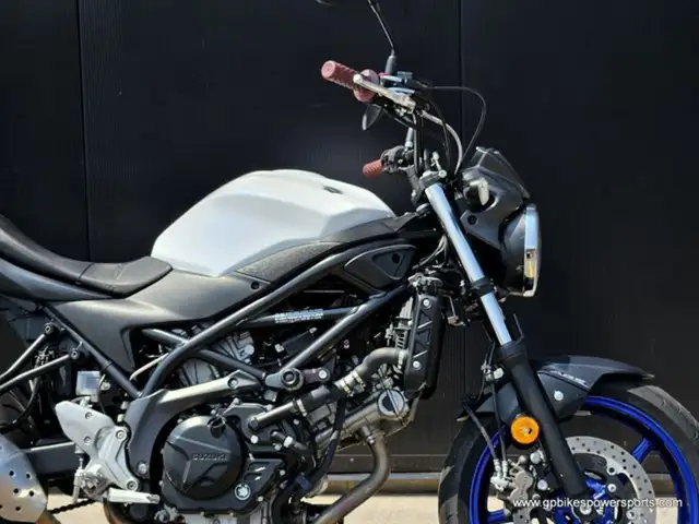 2017 Suzuki SV 650 ABS in Sport Bikes in Oshawa / Durham Region - Image 14