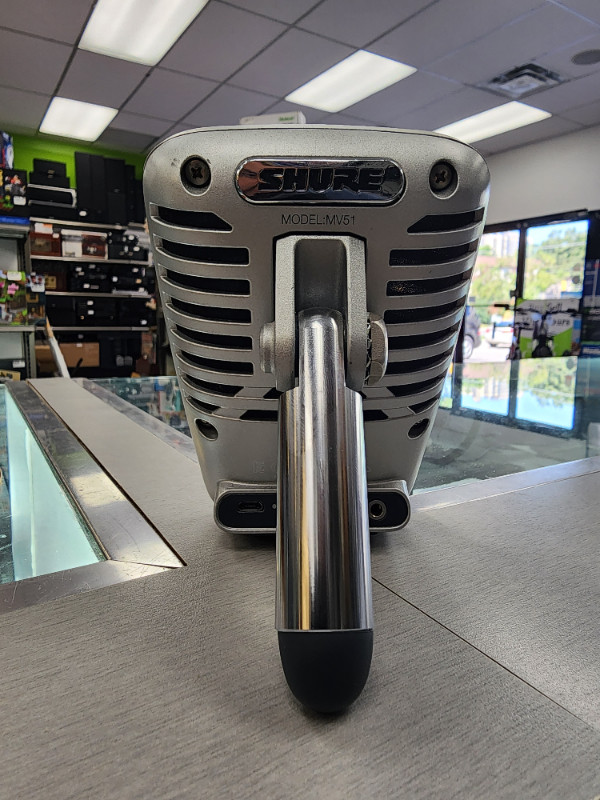 Shure MV51 Digital Large-Diaphragm Condenser Microphone in Other in Oakville / Halton Region - Image 2