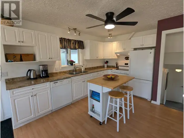 593 COLUMBIA STREET Smithers, British Columbia in Houses for Sale in Smithers - Image 7