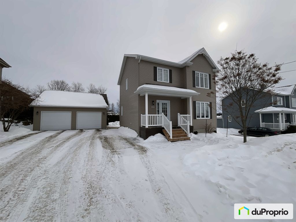 $485,000 - 2 Storey for sale in Ste-Marie — photo 1