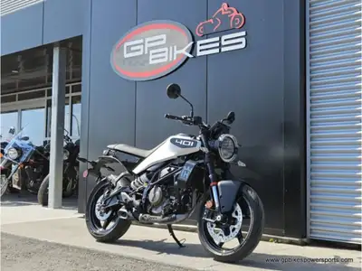 Rebate applied. Choose either 2.99% APR financing for 60 months OAC or $1,000 factory rebate till Ma...