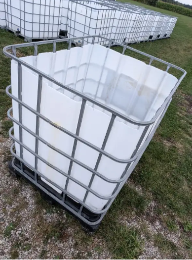 OPEN TOP - IBC TOTES - FARMING, SCRAP METAL, POLYMERS, & MORE. in Storage Containers in Cambridge - Image 5