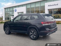 This Volkswagen Atlas delivers a Intercooled Turbo Regular Unleaded I-4 2.0 L/121 engine powering th... (image 2)