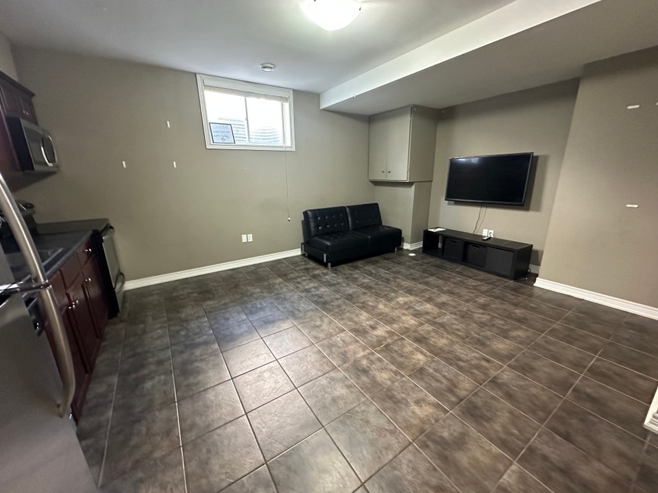 Team Marandola Presents... 8 Garden Street Lower 3