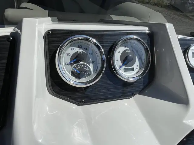 2025 SunChaser Geneva 20 LR PSB Incl. Suzuki 90HP in Powerboats & Motorboats in Barrie - Image 10