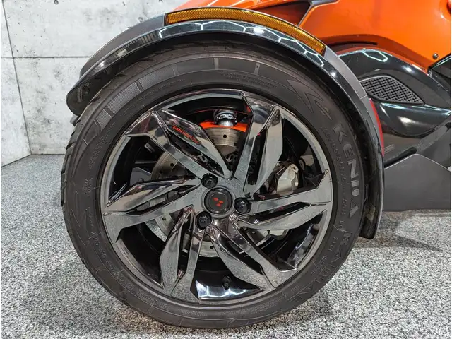 2016 Can-Am Spyder RS-S, SE5 | 24900km in Street, Cruisers & Choppers in Saguenay - Image 7