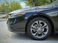 2024 Honda Accord EX | Only 70 KMs | Like New Extremely Rare Find ️ Clean Title One Owner Ultra-Low... (image 8)