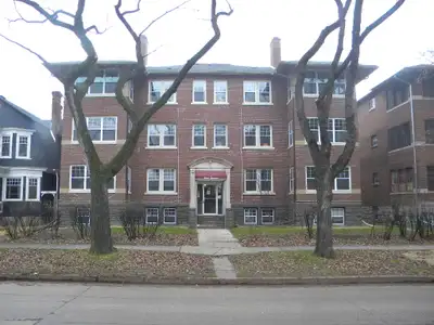 ALCADE APTS 720 DORCHESTER LARGE 2 BR LOWER LEVEL FULLY RENOVATE