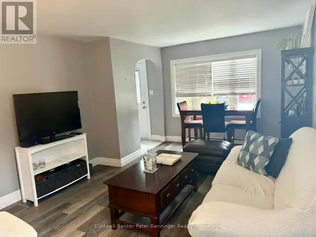 582 9TH STREET Hanover, Ontario in Houses for Sale in Owen Sound - Image 7