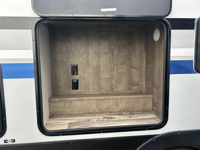 2021 VENTURE SPORT TREK 281VBH in Travel Trailers & Campers in Kelowna - Image 12