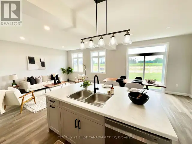 6 SHELDABREN STREET North Middlesex (Ailsa Craig), Ontario in Houses for Sale in Grand Bend - Image 13