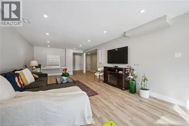 164 TIMBER TRAIL Road Elmira, Ontario in Houses for Sale in Kitchener / Waterloo - Image 35
