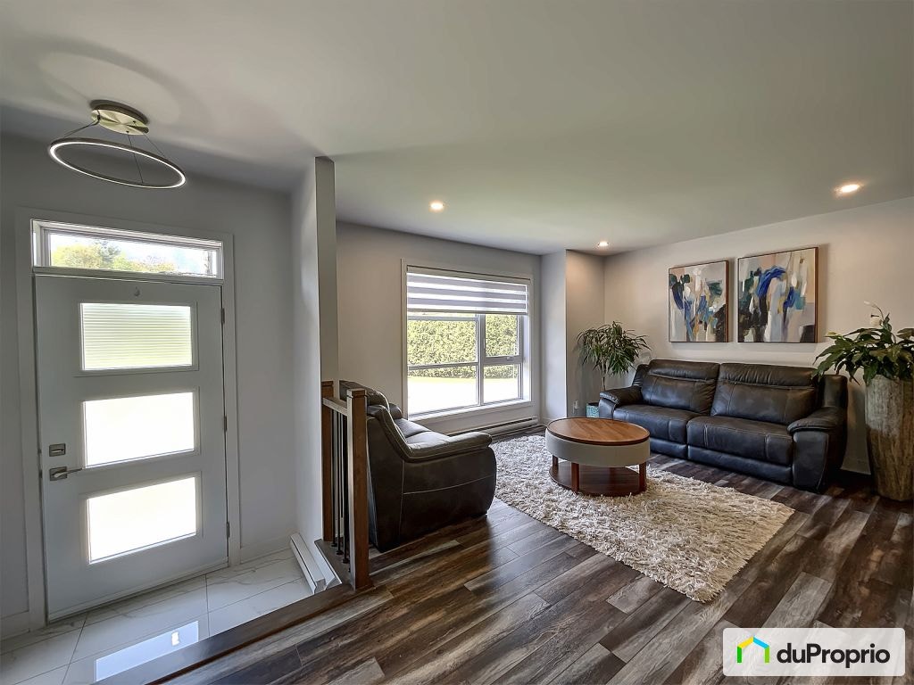 $929,000 - 2 Storey for sale in St-Amable — photo 3