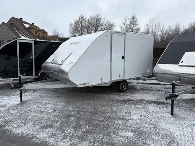 Remorque à motoneige double neuve 2026, 100% aluminium, produit 100% canadien, structure légèrte et...