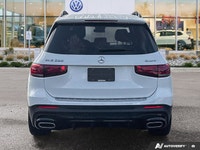 Navigate urban landscapes or embark on spontaneous getaways with the versatile 2022 Mercedes-Benz GL... (image 3)