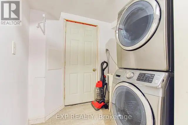86 GLENDARLING CRESCENT Hamilton (Winona), Ontario in Houses for Sale in Hamilton - Image 27