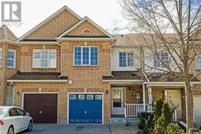 103 TRIPLE CROWN AVENUE Toronto (West Humber-Clairville), Ontari