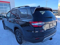 WE DELIVER ANYWHERE IN CANADA! Rugged capability meets everyday comfort in the 2026 Honda Pilot Trai... (image 4)