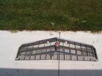 1973-75 Monte Carlo Front Grille - Good Condition