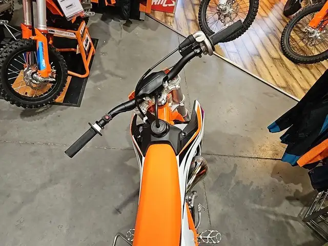 2025 KTM SX 50 in Dirt Bikes & Motocross in Calgary - Image 12