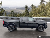 4WD Crew Cab 159 LTZ ... Engine: Turbocharged Diesel V8 6.6L/403 Safety Equipment StabiliTrak, stabi... (image 5)