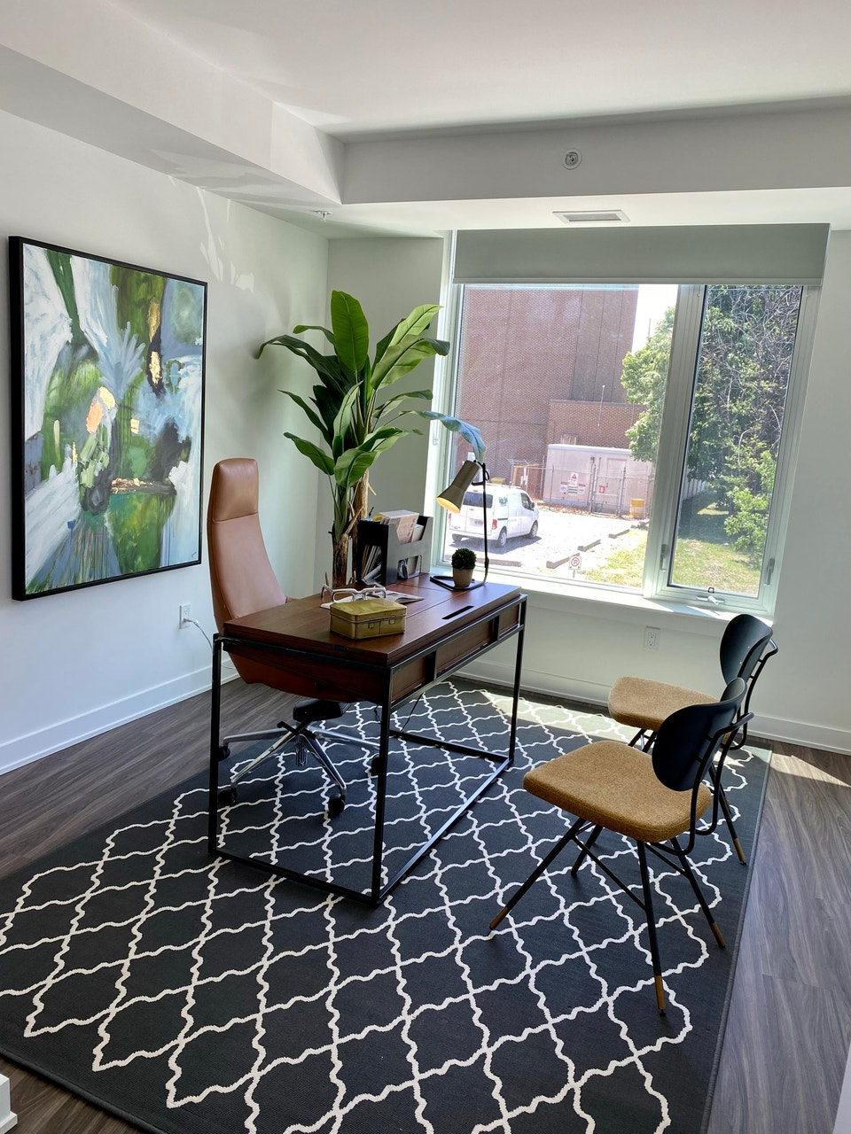 Hintonburg Connection - 2 Bedroom Apartment Available 4