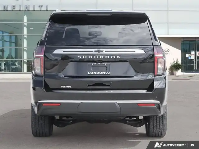 2024 Chevrolet Suburban High Country | HUD | Wireless Carplay in Cars & Trucks in London - Image 5
