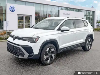 This 2025 Volkswagen Taos Comfortline, with a mere 12,750 kilometers, offers a harmonious blend of r...